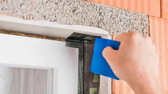 3. Collage sur le dormant